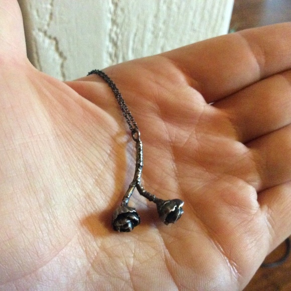 NEW Anthropologie NECKLACE oxidized 925 silver ROSE - Picture 3 of 3